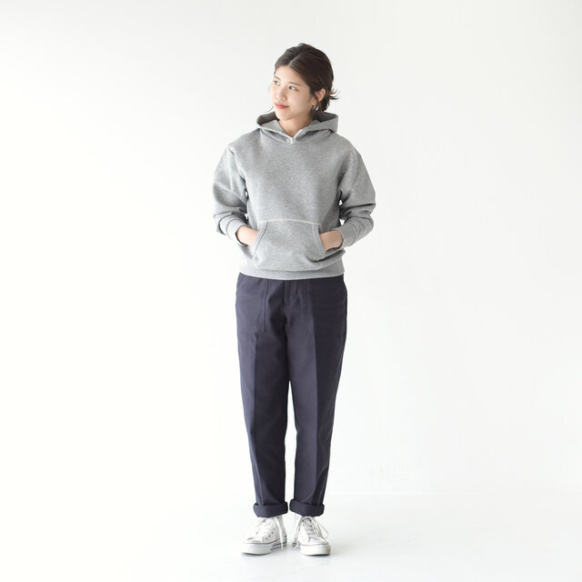 モデル:157cm / 47kg
color : navy / size : 36(L)