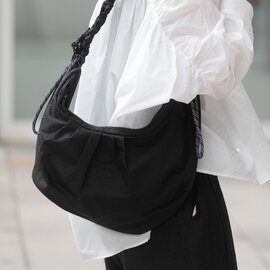 F/CE.|TEXTURED TWILL BODY BAG