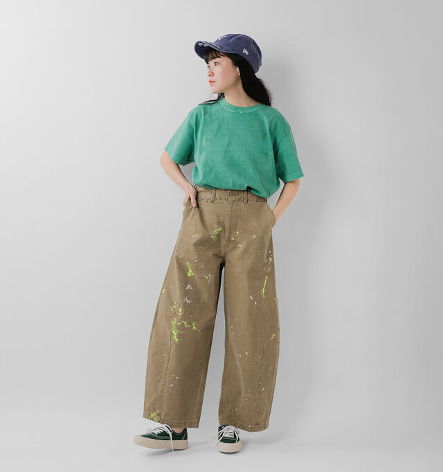 model saku:163cm / 43kg
color : navy / size : M-L