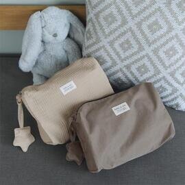 kukka ja puu|星のカシャカシャ付き おむつポーチ / 出産祝い ケース