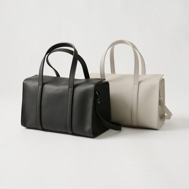 「black」と「light grey」をご用意しています。