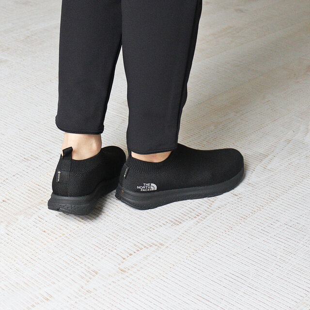 着用カラー:ブラック