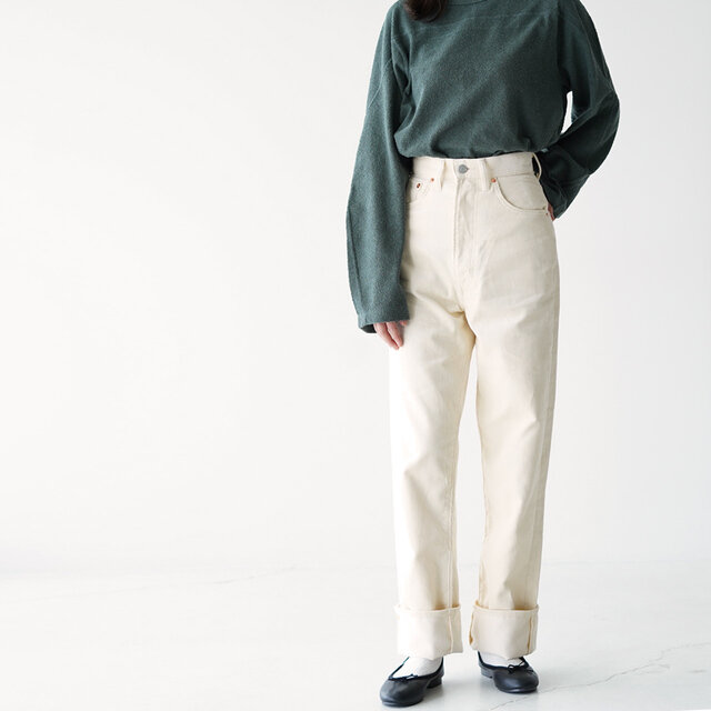 モデル:162cm / 43kg
color : cream / size : 24(XXSサイズ相当)