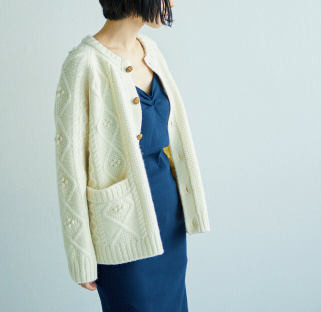 モデル161cm 着用サイズ:0(OFF WHITE)