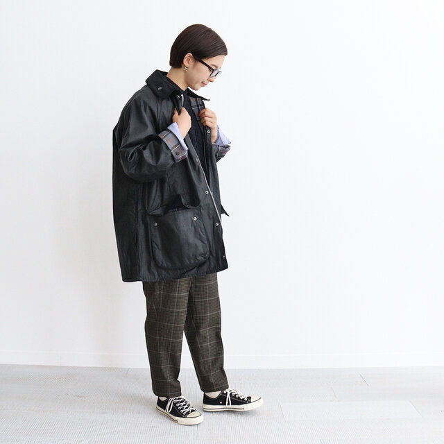 着用カラー:ブラック