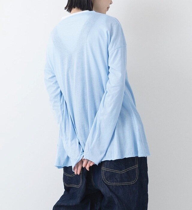 color : SAX , model : 162cm