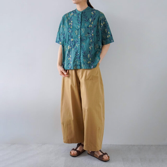 beige / model : 161cm