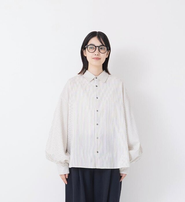 color : WHITE×BLACK STRIPE , model : 162cm