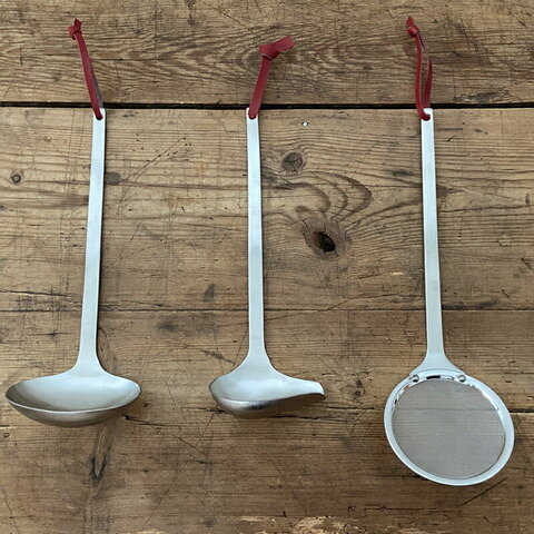 工房アイザワ|キッチンが整うステンレスツール。おたま大 灰汁取り 横口レードル パセリ kurashisha