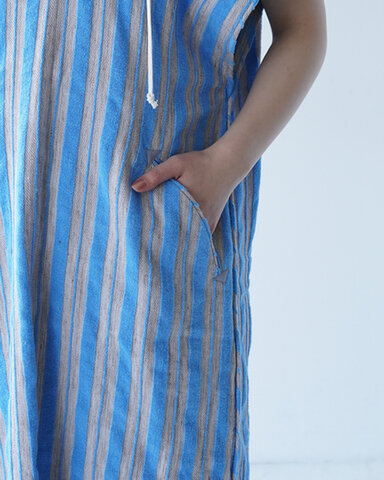 sana｜Ｖネック ドレス (ジャガード ストライプ ワンピース ノースリーブ satp-0704 サナ