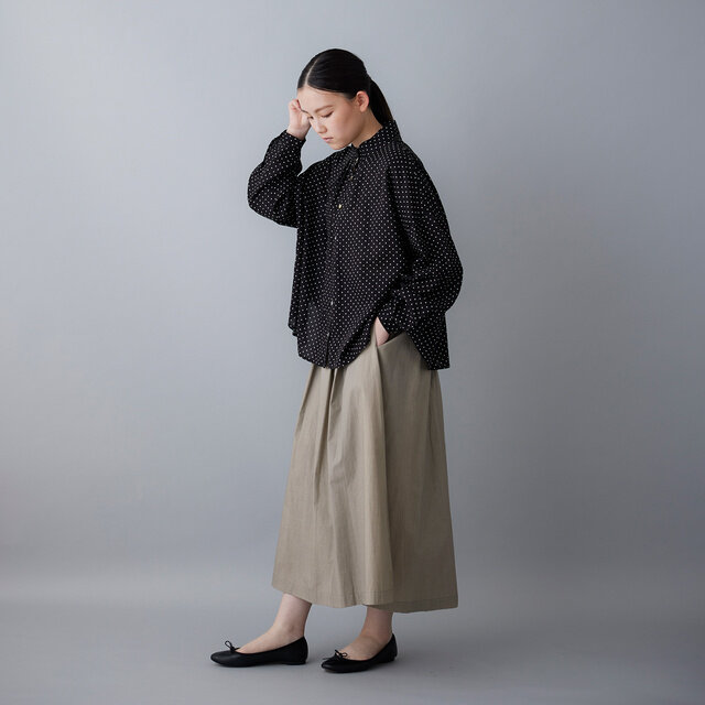 model:164cm color:クロ