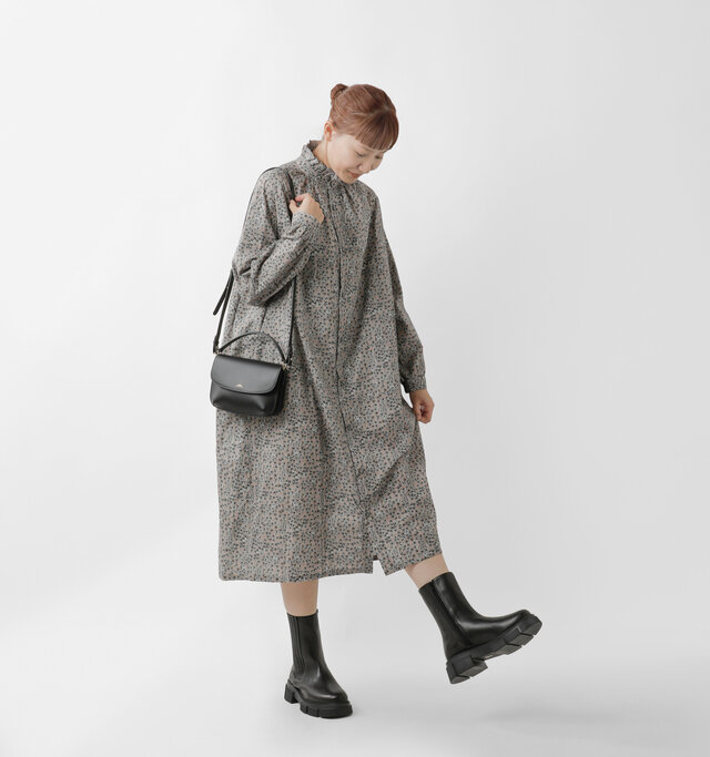 model mayuko:168cm / 55kg
color : enjoy print jet / size : OS