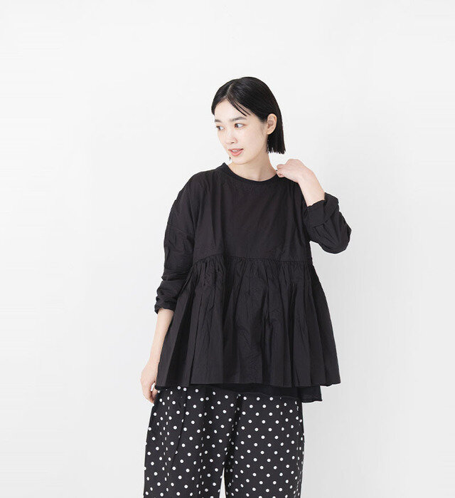 color : BLACK , model : 162cm