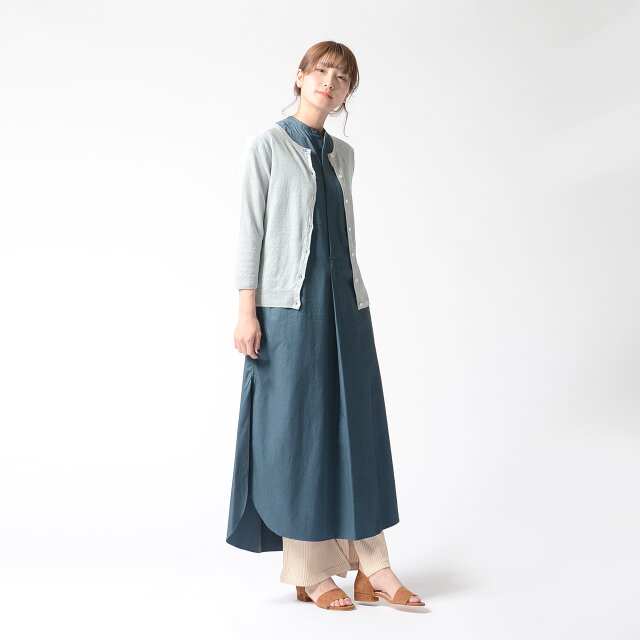 モデル:170cm / 54kg
color : mint sax / size : フリーサイズ