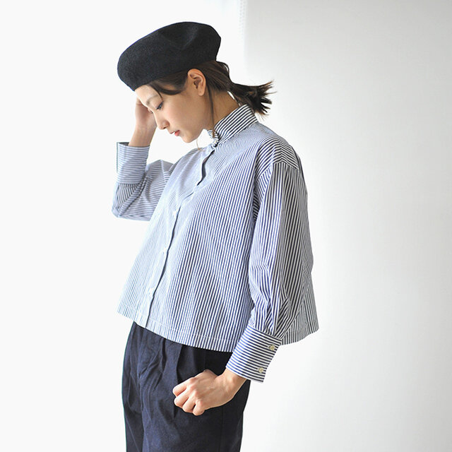 color : navy stripe
