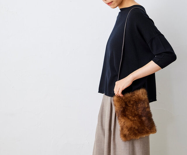 着用カラー:MUSCAT - TOSCANA