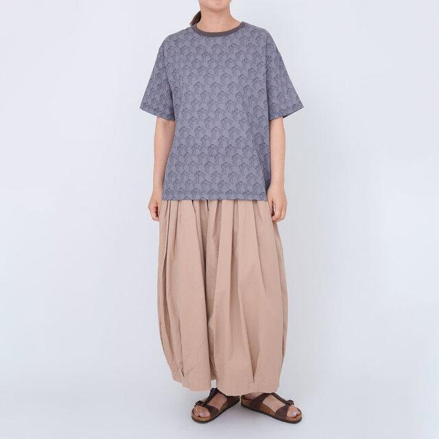grey / model : 168cm