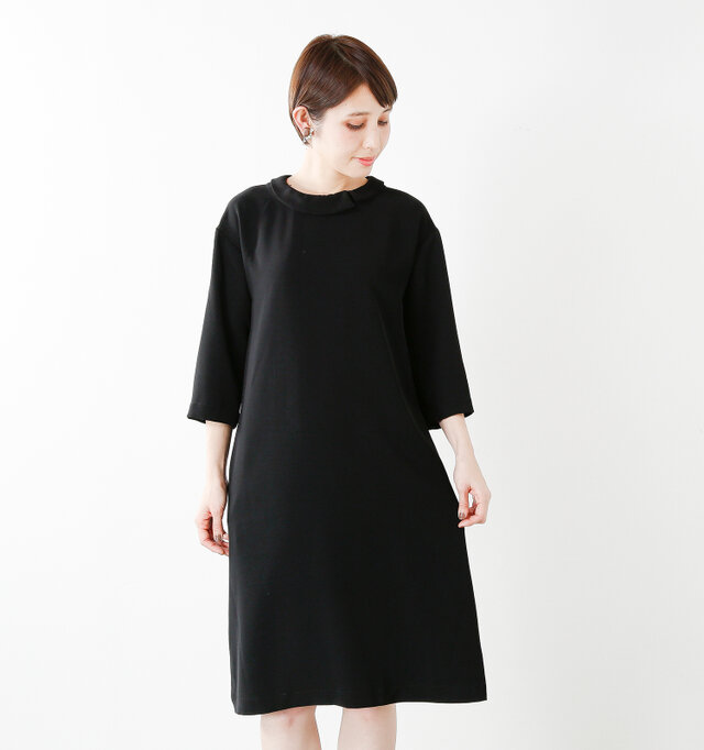 model yama:167cm / 49kg
color : black / size : 38
フォーマルなシーンから、きれいめのカジュアルスタイルまで、幅広いシーンで活躍してくれます♪