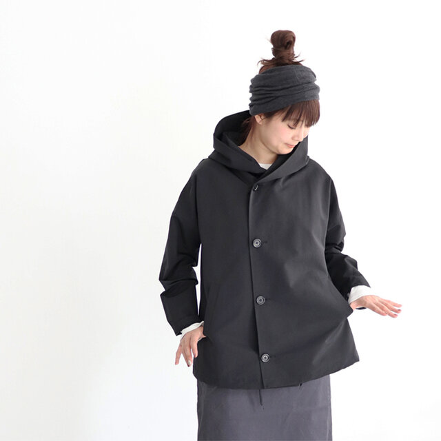 ブラック 着用、モデル身長:162cm