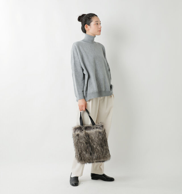 model mizuki：168cm / 50kg 
color : lady grey / size : one