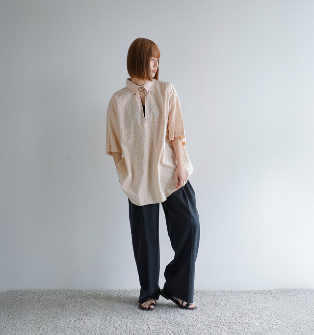 model ai:166cm / 47kg
color : F / size : multi A