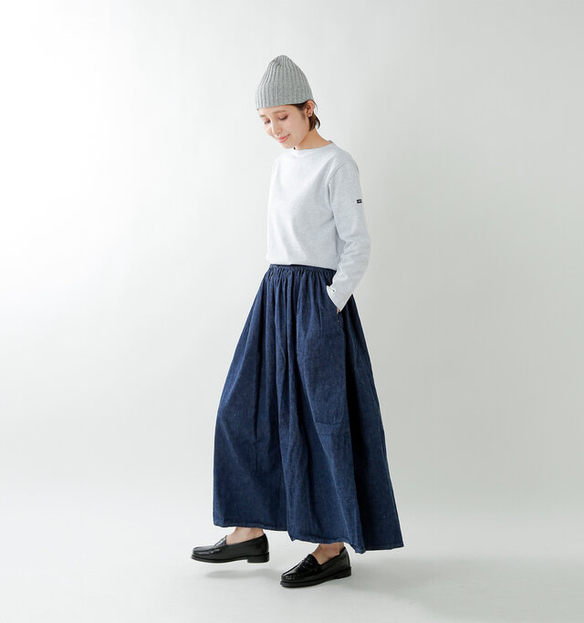 model yama:167cm / 49kg
color : 杢 light gray / size : 3
