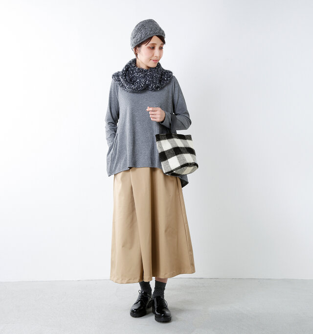 color : cream×black / size : one