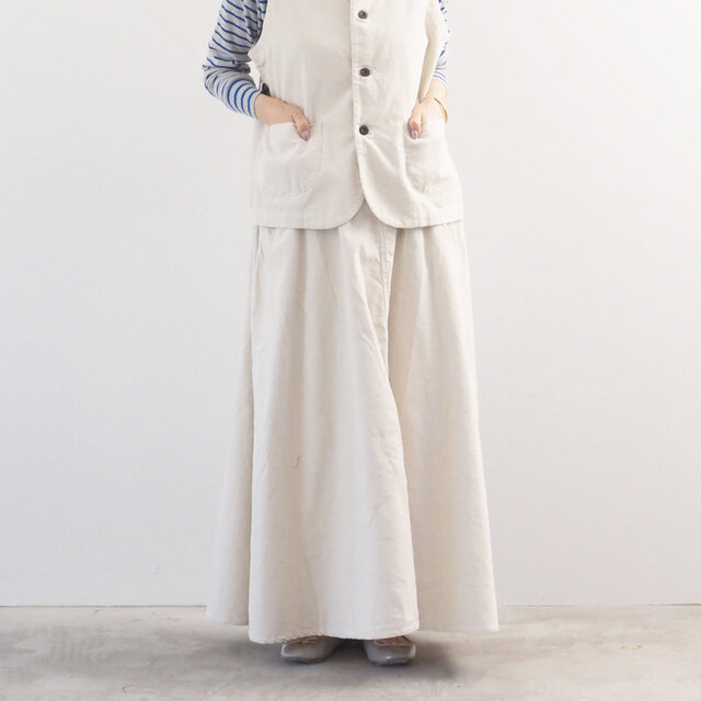 Model:身長 160cm
Color:40.クリーム