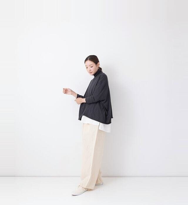 color : CHARCOAL GRAY , model : 162cm