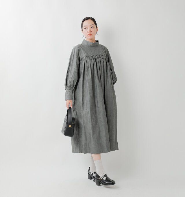 model saku：163cm / 43kg 
color : top gray / size : F