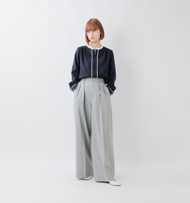 model ai:166cm / 47kg
color : navy × off white / size : 38