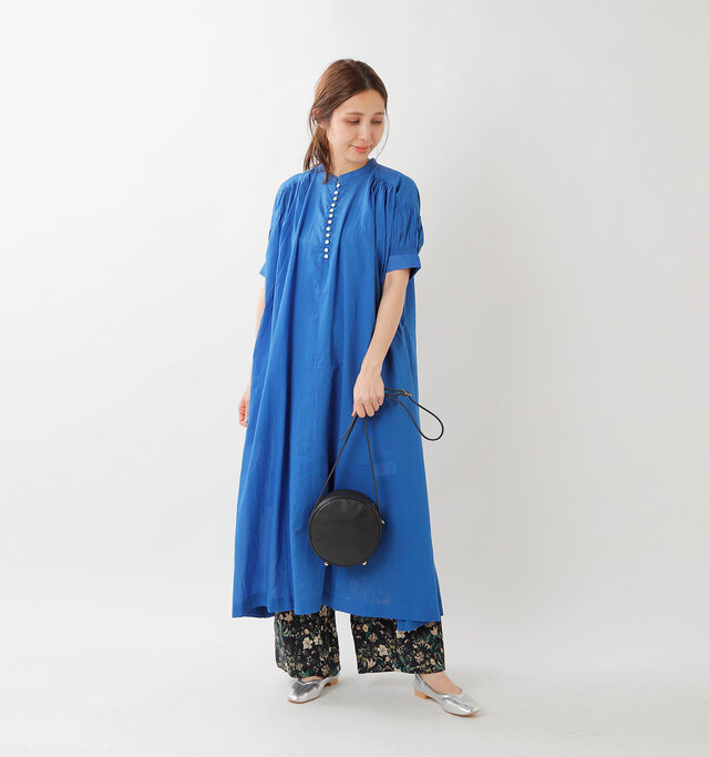 model yama:167cm / 49kg
color : blue / size : F