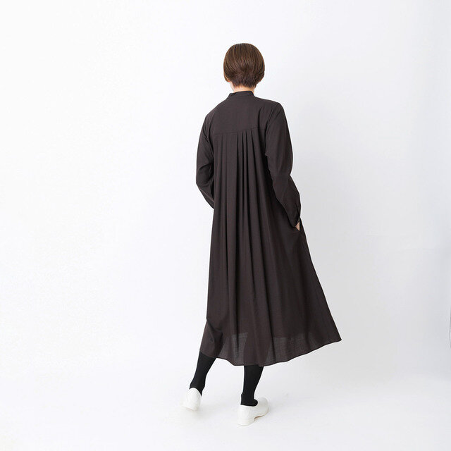 着用カラー:ブラウン