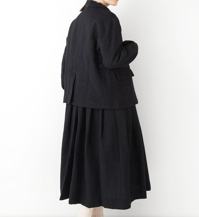 color : BLACK , model : 162cm