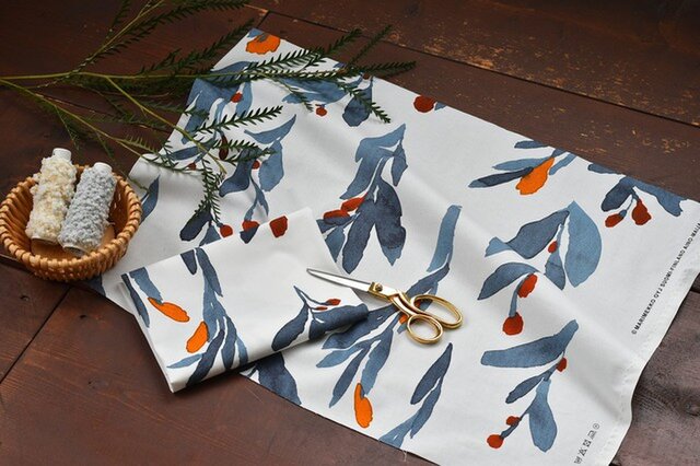 Marimekko メール便対応 生地 Hyhma 手作りマスクにも使えます Cortina コルティーナ キナリノモール Marimekko メール便対応 生地 Hyhma 手作りマスクにも使えます Cortina コルティーナ キナリノモール