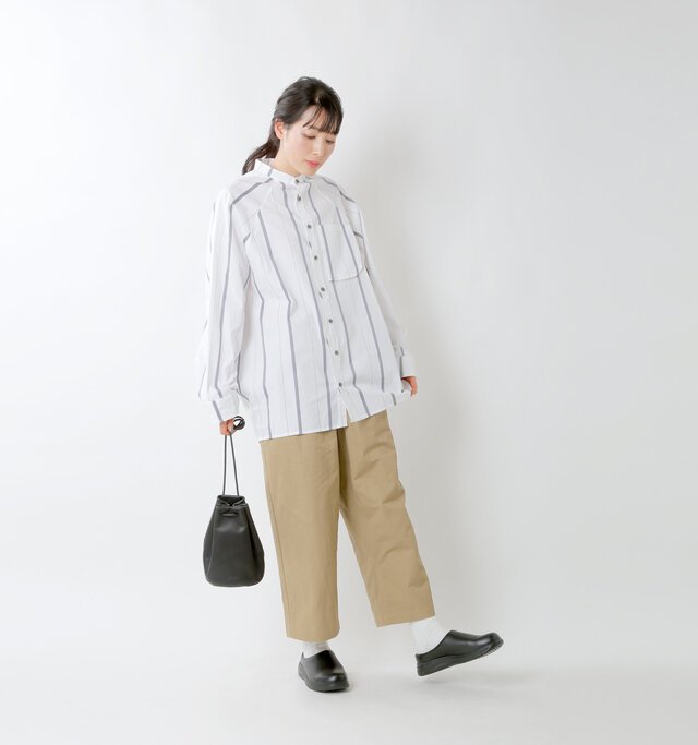 model mizuki：168cm / 50kg 
color : black / size : 24.0cm