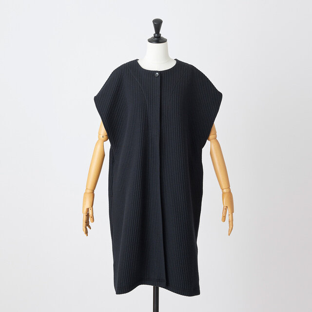 color: クロ<UT504AW85>