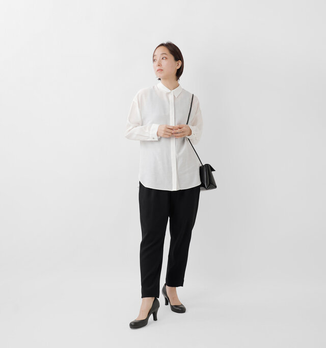 model asuka:160cm / 48kg
color : white / size : 38