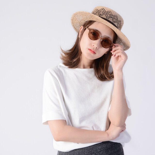 color : beige brown(C-3)