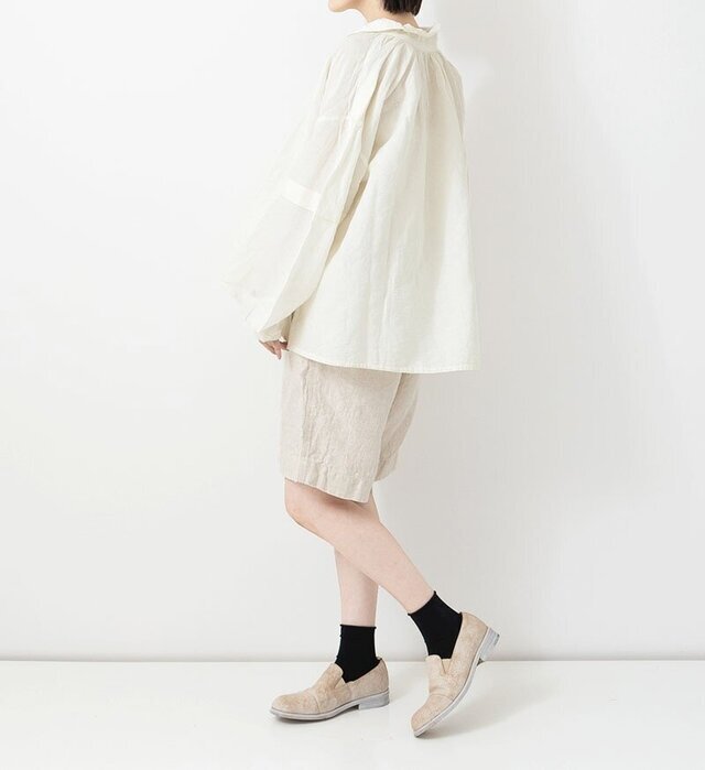 color : AQ KINARI , model : 162cm