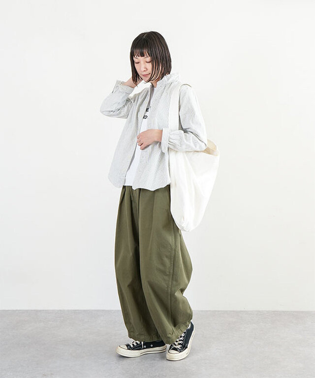 身長:165cm / カラー:11 ホワイト/着用サイズ:2