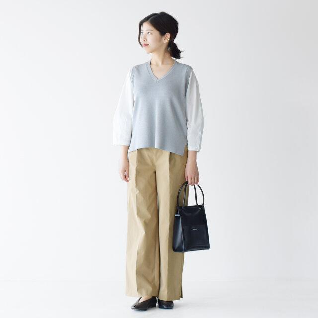 color : camel