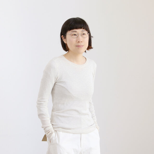 モデル|身長165cm、着用カラー Oatmeal