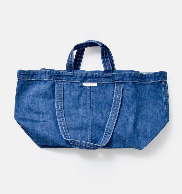 color : blue
