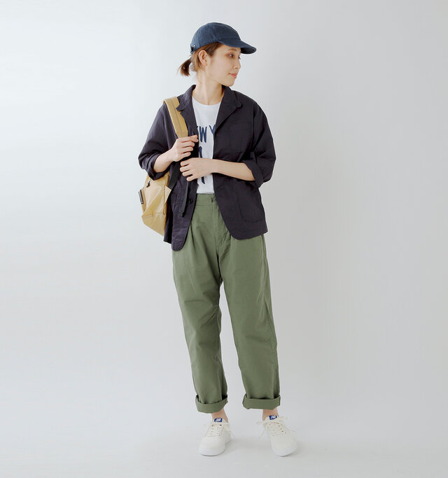 model yama:167cm / 49kg
color :seasalt / size : 24.0cm