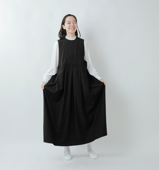 model saku：163cm / 43kg
color : black / size : 38