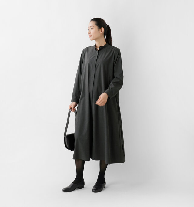 model mizuki:168cm / 50kg
color : charcoal gray / size : F