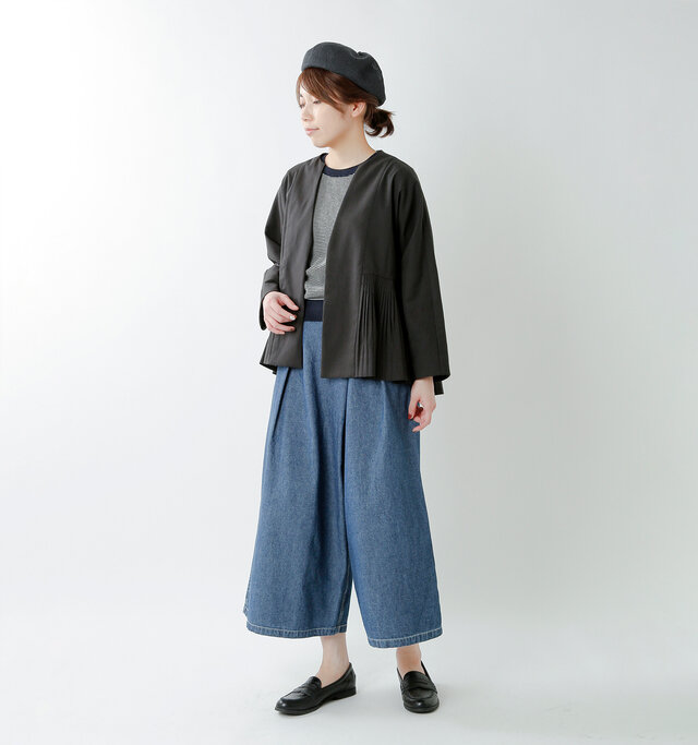 model hikari:165cm / 48kg
color : black / size : F