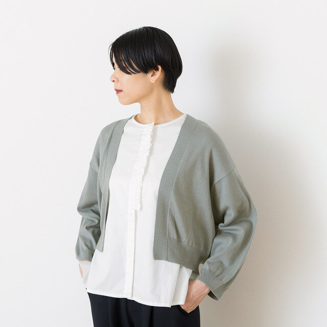 モデル168cm 着用カラー:グレー