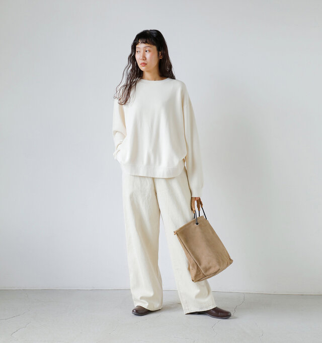 model mayuko:168㎝ / 55kg
color : unbleach / size : 2